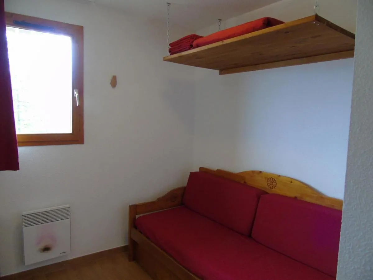 شقة Appartement Cosy 2 Pieces Avec Terrasse, Proche Telesieges Et Commerces, Ideal Pour 6 Personnes! - Fr-1-561-78 فالفروجو