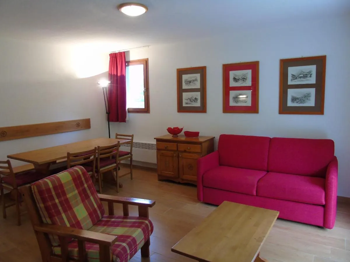 Appartement Cosy 2 Pieces Avec Terrasse, Proche Telesieges Et Commerces, Ideal Pour 6 Personnes! - Fr-1-561-78 فالفروجو 0*,  فرنسا